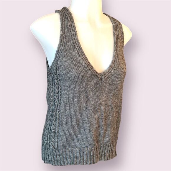 AMERICAN EAGLE Wool Blend Sweater Vest - Picture 1 of 8